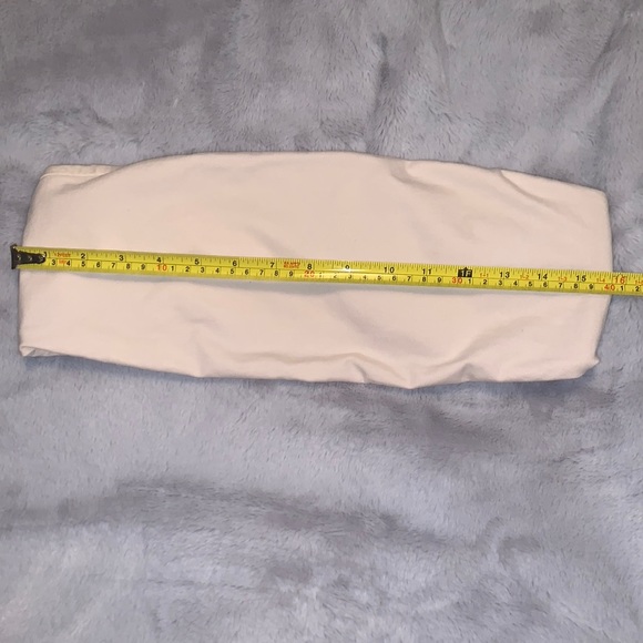 Good American Essential Bandeau - Picture 7 of 9